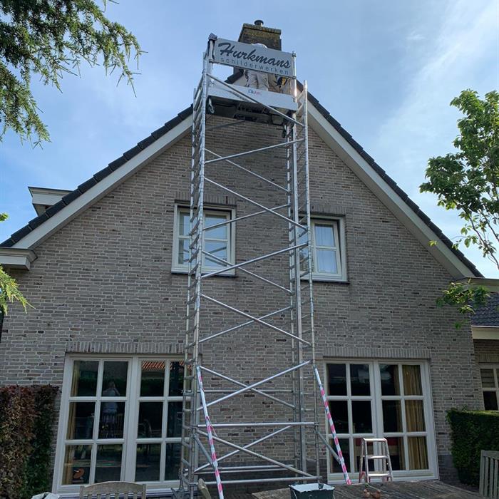 Mobile scaffold lift S