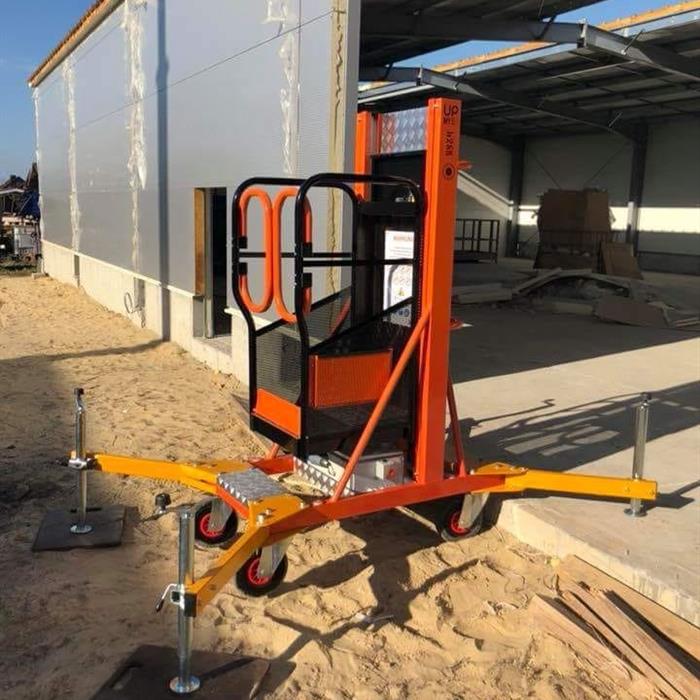 Up Lift 5 Spider with adjustable stabilizers