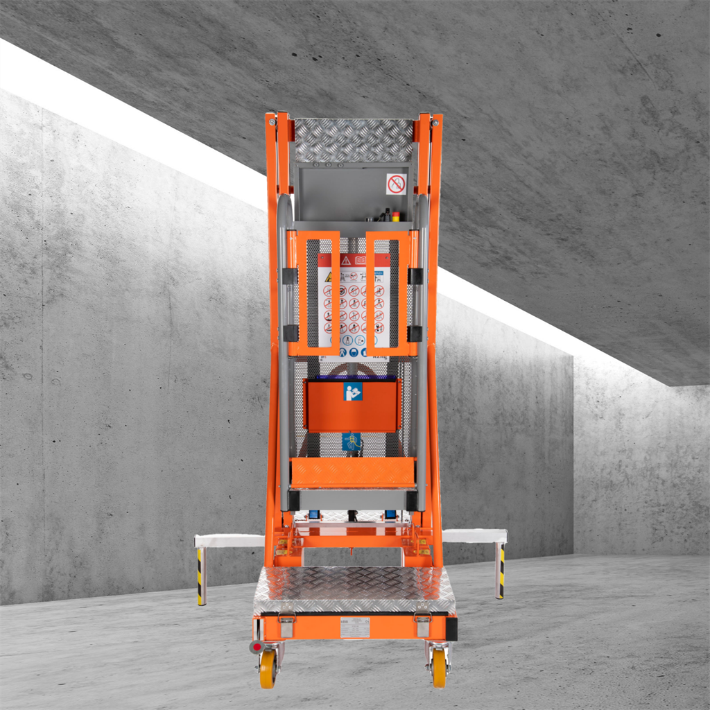 Up Lift 5 Spider with adjustable stabilizers