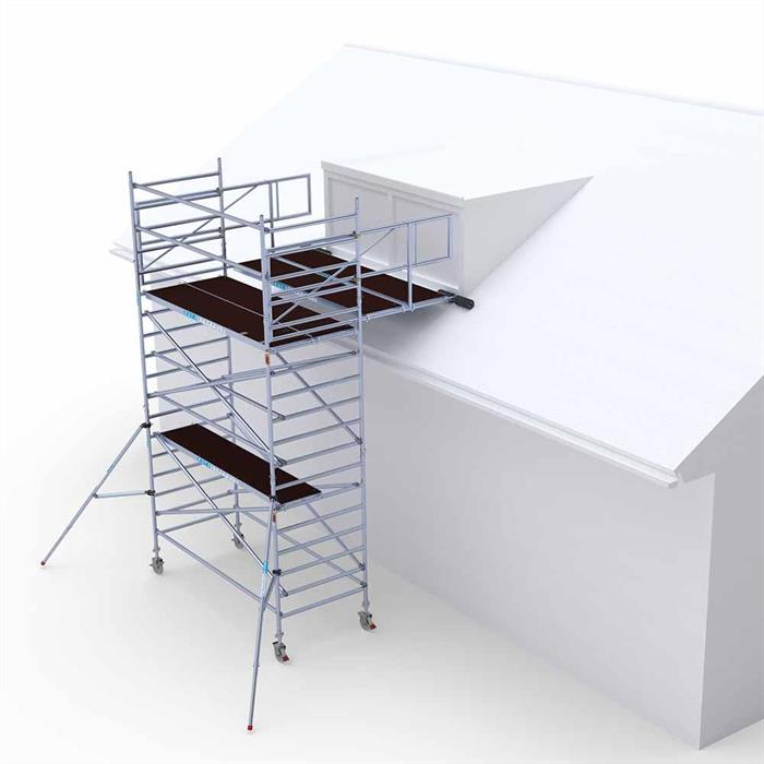Mobile scaffold lift with step-out console